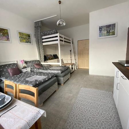 Artep Apartment Пльзень Экстерьер фото